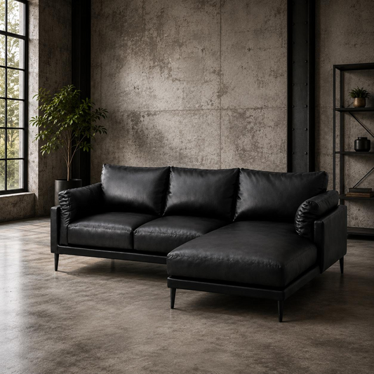 Sofá Seccional Moderno Silvana de Piel color Negro con Chaise Longue Derecho.